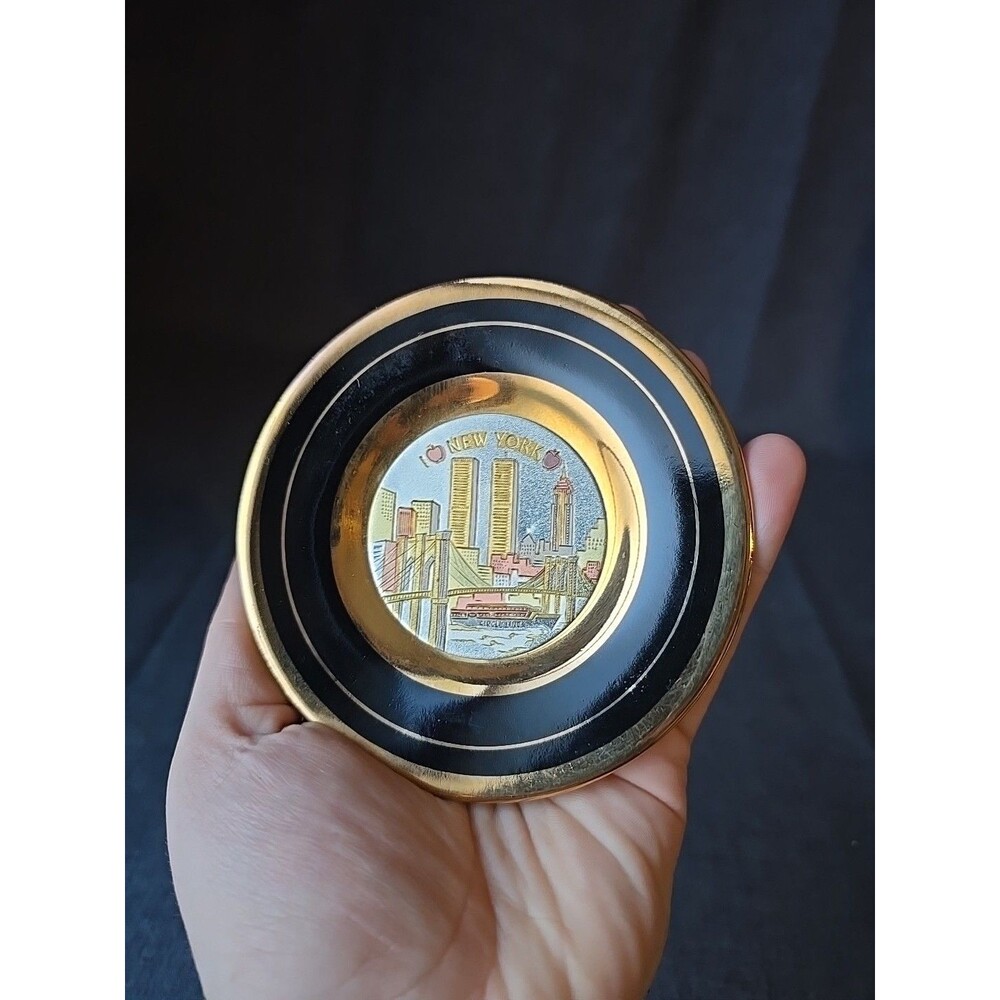 I 🍎 New York 24k Gold CHOKIN 4" MINI Dish NYC New York Twin Towers Plate